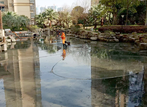 瑞昌景观池淤泥清理